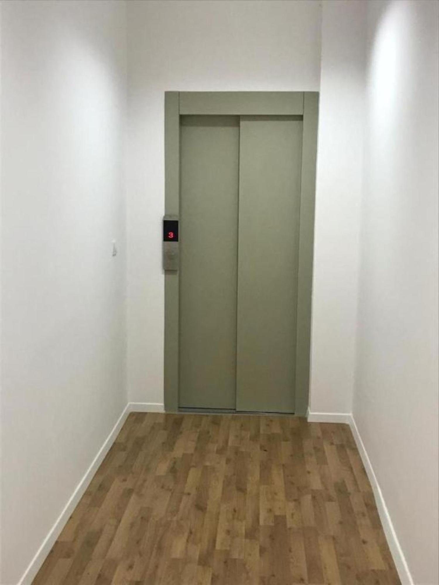 Hotel Besani Durrës Exteriör bild